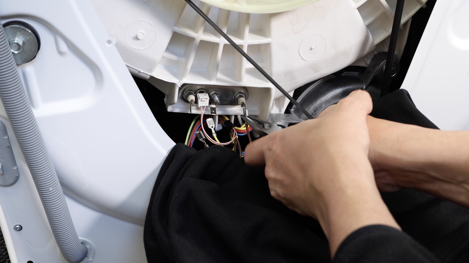Remove electrical connectors